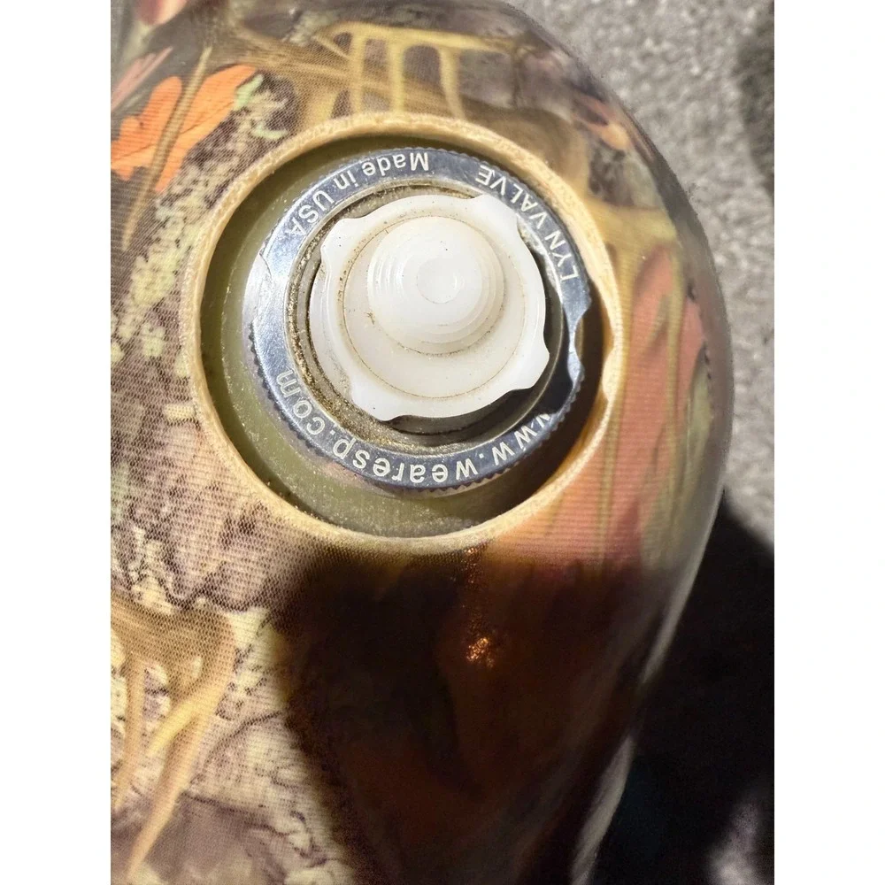 Camo Prosthetic Socket w/ Lyn Valve + 2 Össur Iceross Liners‎ – Display Only